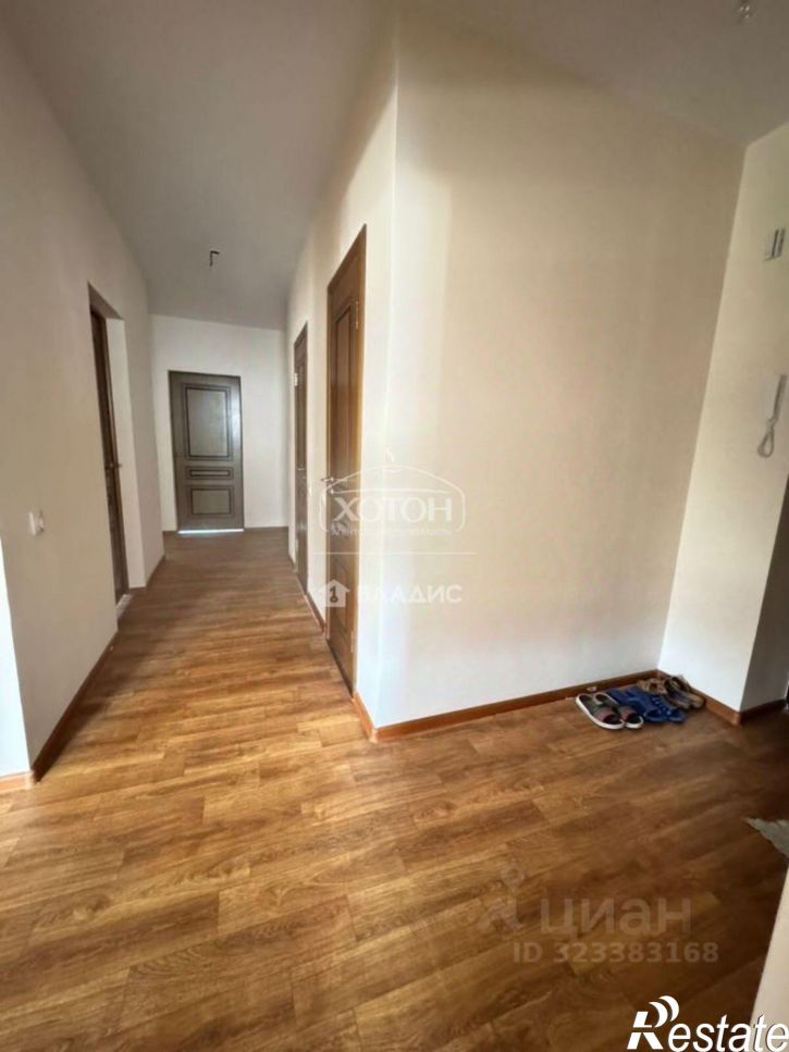 4-комн квартира улица Хомутникова, 35,  д. 35