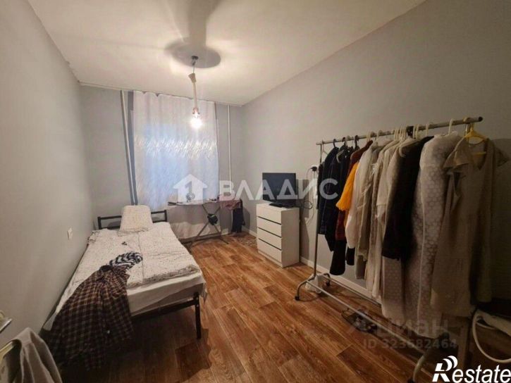 3-комн квартира мкр 8, 31,  д. 31