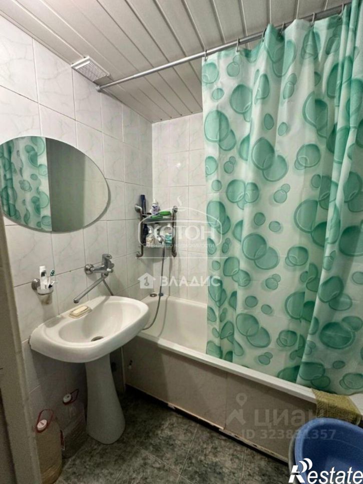 2-комн квартира мкр 7, 4 2,  д. 4 2,  к. 2