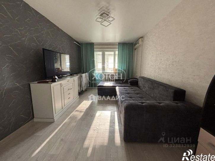 3-комн квартира мкр 6, 27,  д. 27