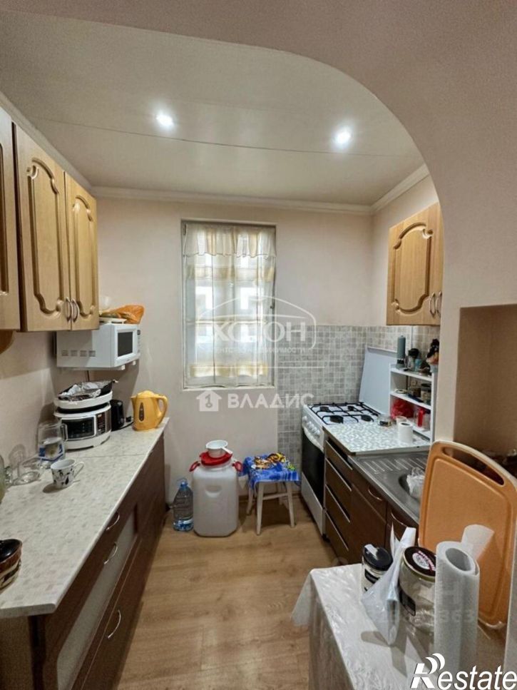 2-комн квартира мкр 8, 32,  д. 32