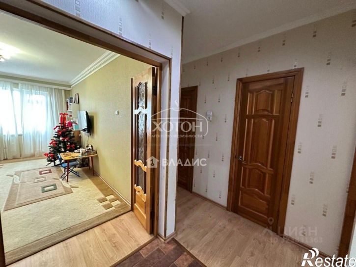 2-комн квартира мкр 8, 32,  д. 32