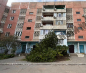 3-комн, 63кв м, этаж 1/5 мкр 7, 3 1