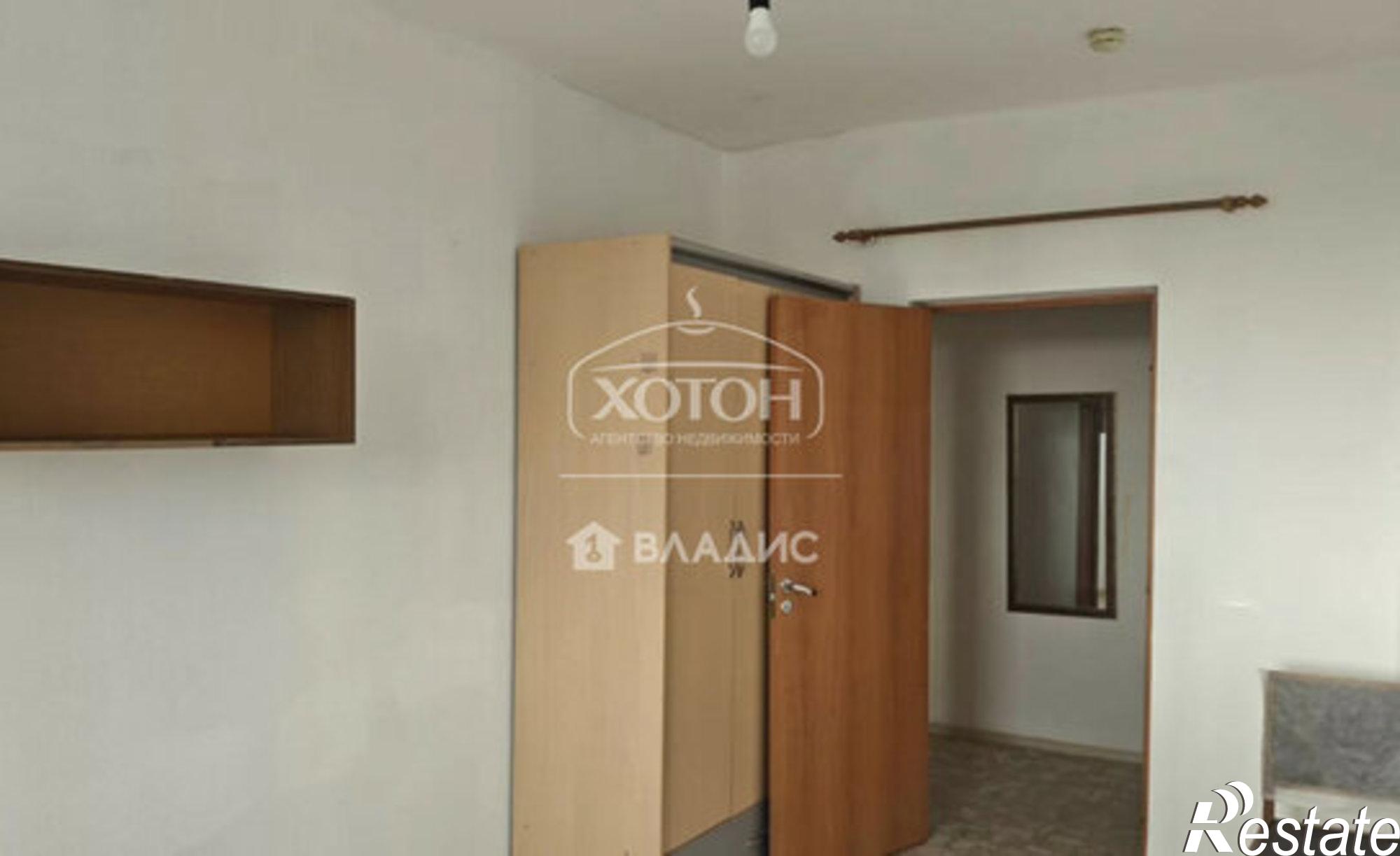 Купить квартиру за 5 000 000 рублей на 10-й микрорайон, 15 к4