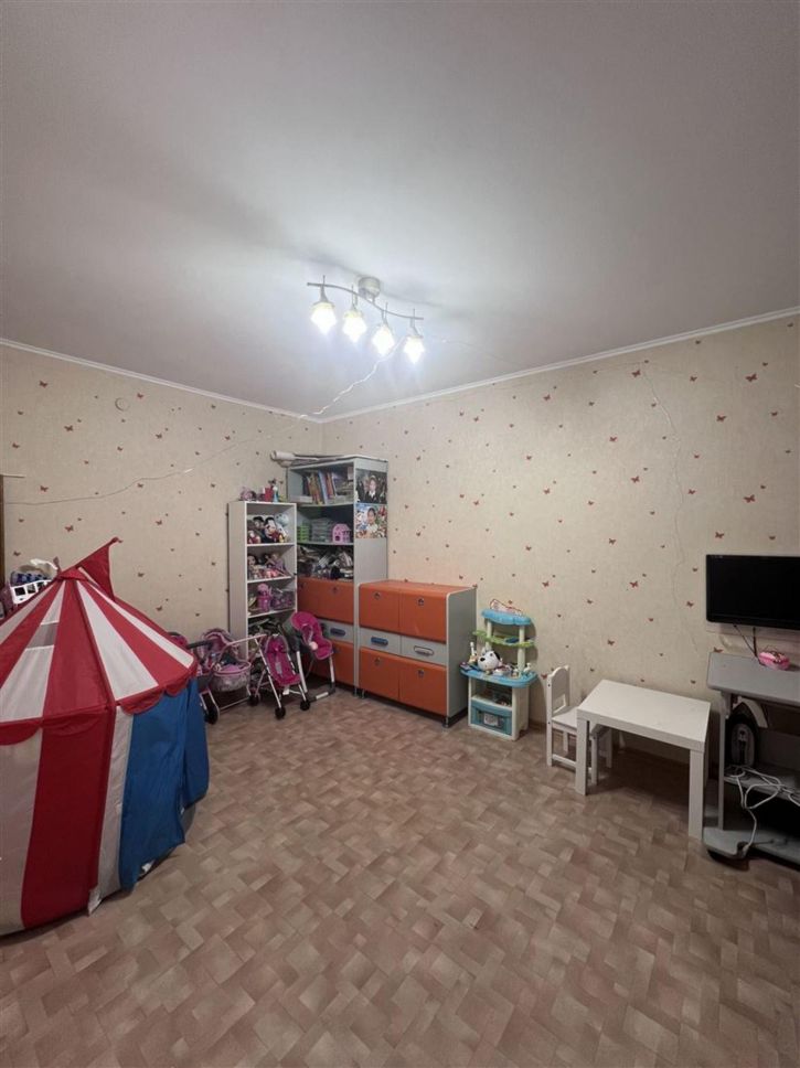 4-комн квартира ул им Чкалова, д. 7