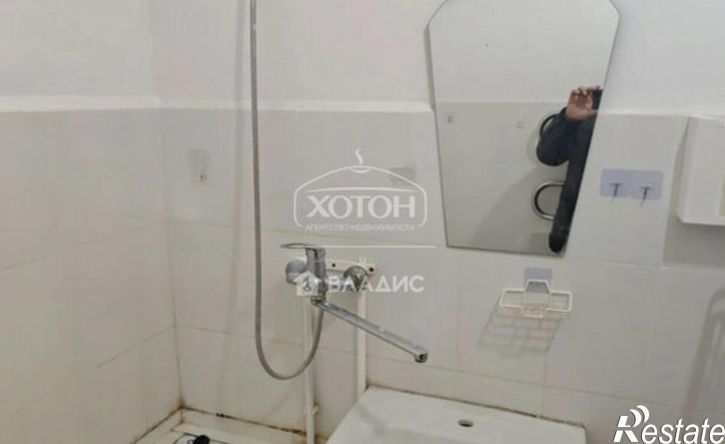 2-комн квартира 10-й микрорайон, 15 к4,  д. 15 к4