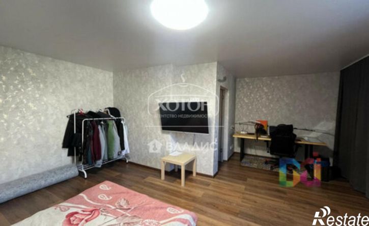 4-комн квартира 10-й микрорайон, 14А,  д. 14А