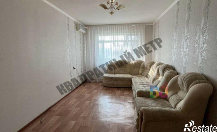 3-комн квартира мкр 8, 12,  д. 12