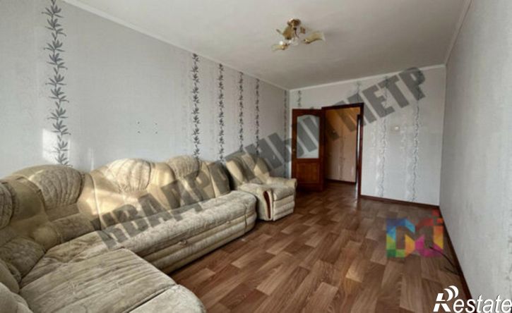 3-комн квартира мкр 8, 12,  д. 12