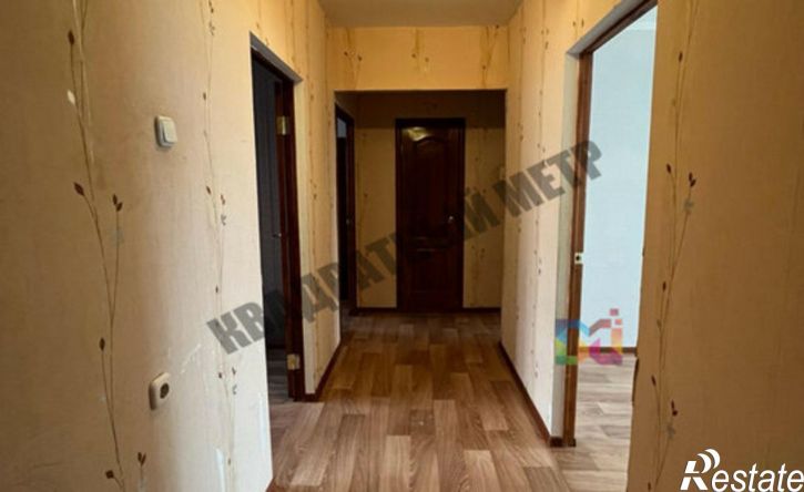 3-комн квартира мкр 8, 12,  д. 12