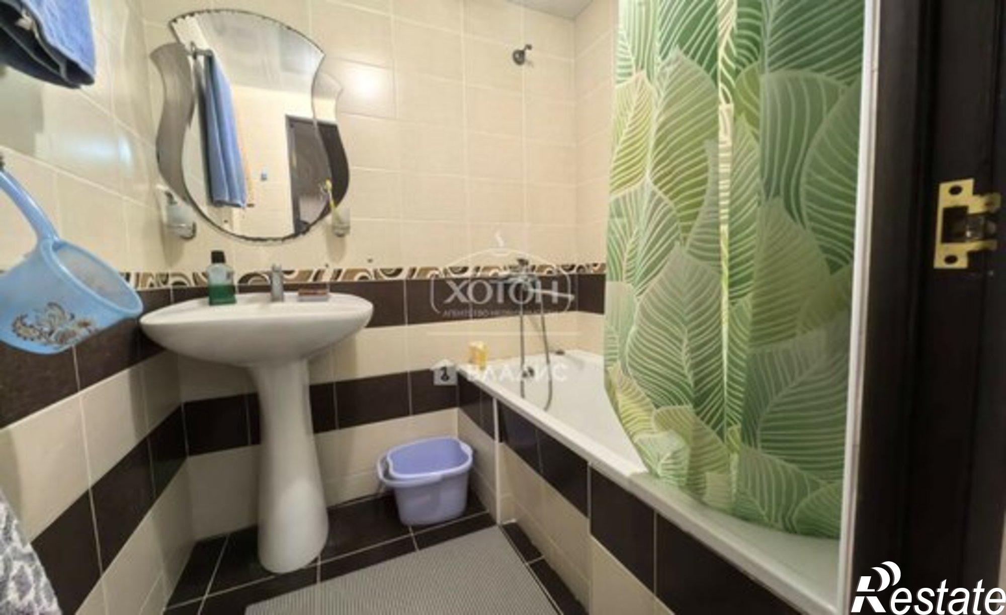 Купить квартиру за 5 700 000 рублей на 7-й микрорайон, 2к2