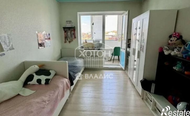 3-комн квартира 10-й микрорайон, 120,  д. 120