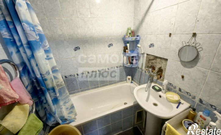3-комн квартира ул 8 Марта, 62,  д. 62