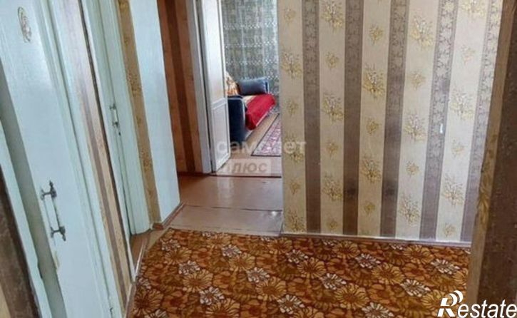 4-комн квартира мкр 8, 17,  д. 17