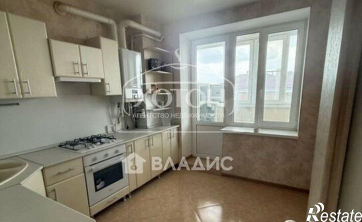 2-комн квартира мкр 4, 32А,  д. 32А