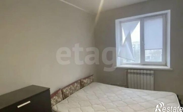 2-комн квартира мкр 8, 65,  д. 65