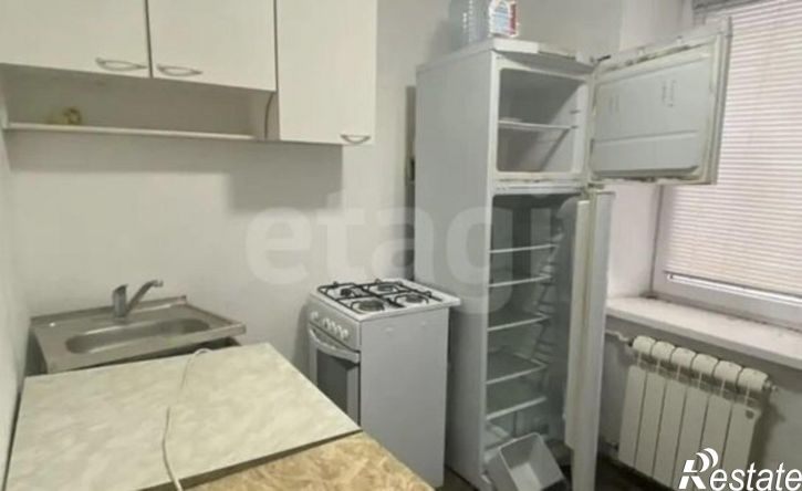 2-комн квартира мкр 8, 65,  д. 65