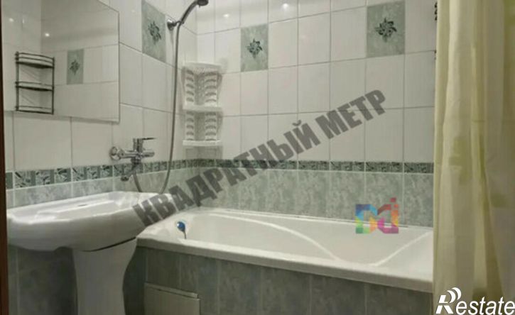 2-комн квартира мкр 8, 32,  д. 32