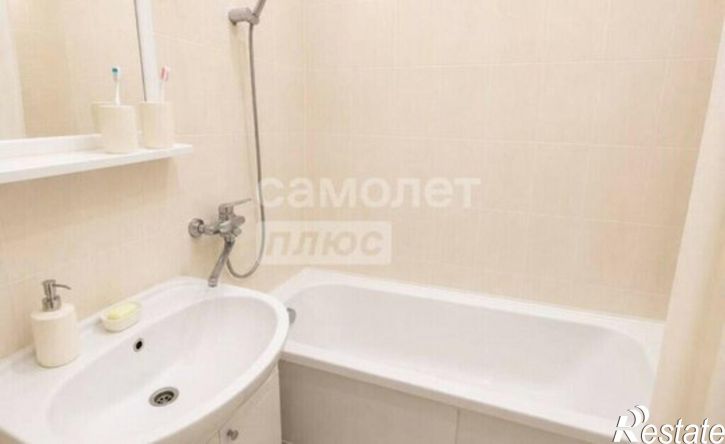 3-комн квартира мкр 3, 17,  д. 17