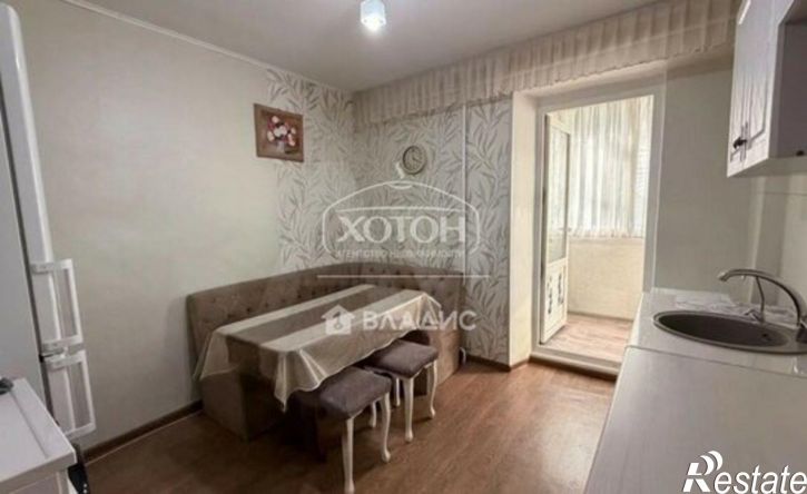 2-комн квартира мкр 6, 4,  д. 4
