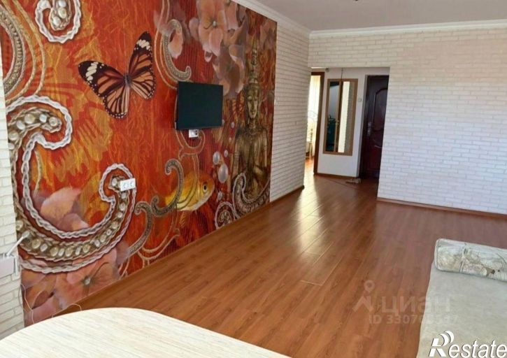 2-комн квартира мкр 8, 30,  д. 30