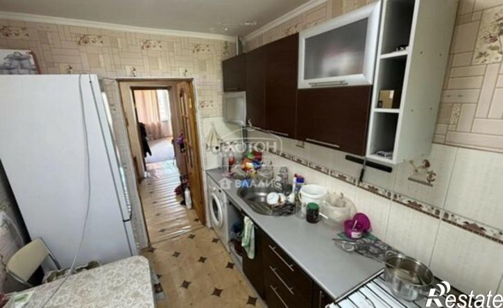 3-комн квартира улица 8 Марта, 62,  д. 62