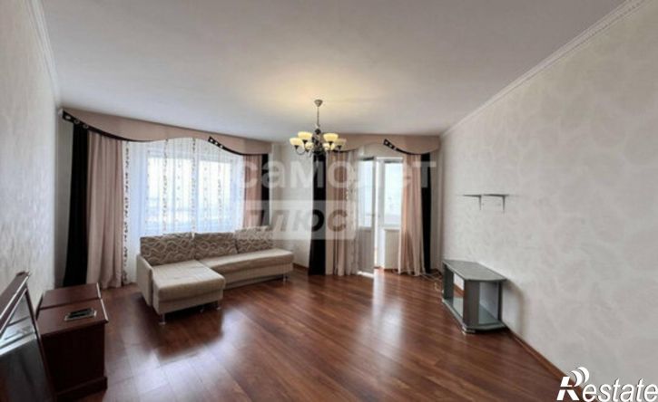 6-комн квартира мкр 9, 25,  д. 25