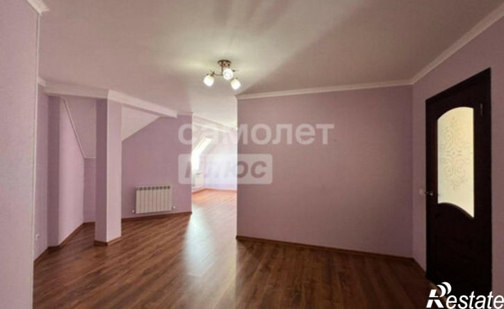 6-комн квартира мкр 9, 25,  д. 25