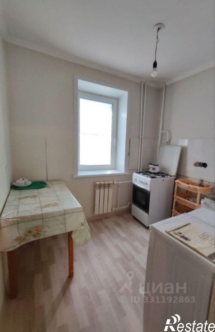 1-комн квартира мкр 8, 65,  д. 65