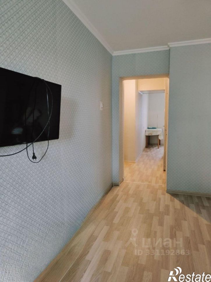 1-комн квартира мкр 8, 65,  д. 65