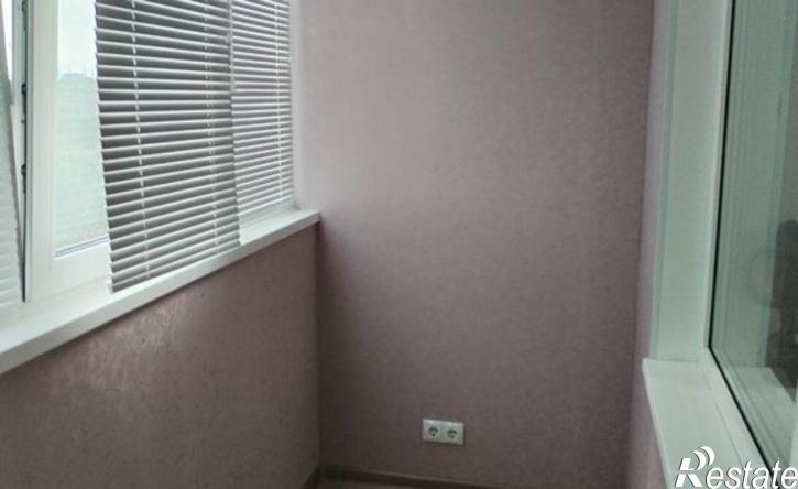 2-комн квартира 10-й микрорайон, 120к2