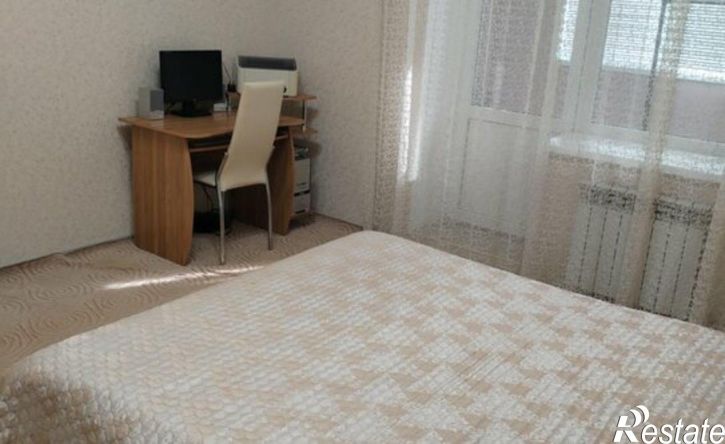 2-комн квартира 10-й микрорайон, 120к2