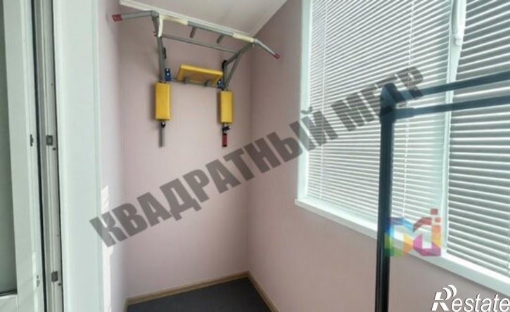2-комн квартира 10-й микрорайон, 120к2