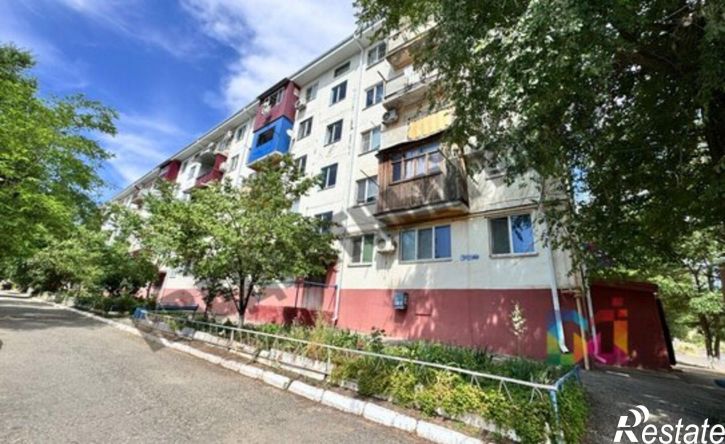 2-комн квартира мкр 4, 7,  д. 7