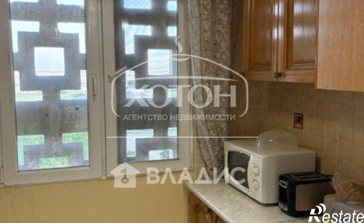 4-комн квартира мкр 8, 54,  д. 54