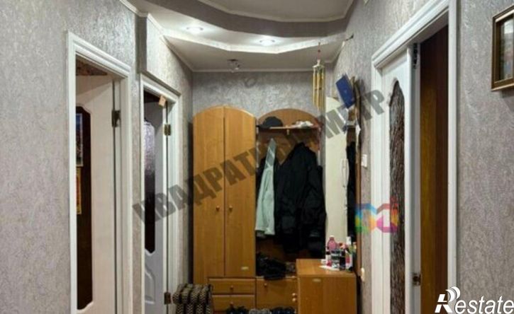 4-комн квартира мкр 8, 54,  д. 54