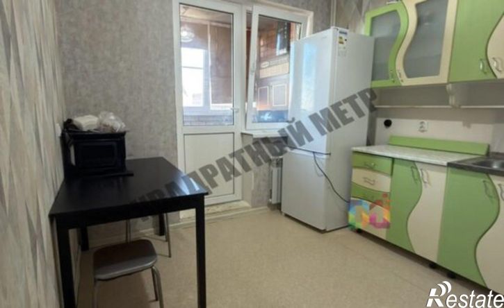 2-комн квартира 10-й микрорайон, 15к2
