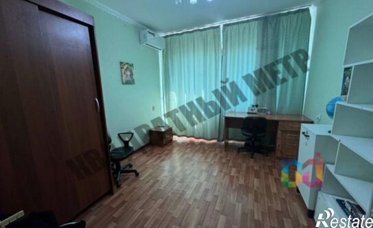 2-комн квартира мкр 8, 49,  д. 49