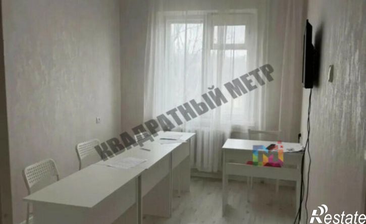 3-комн квартира 2-й микрорайон, 35