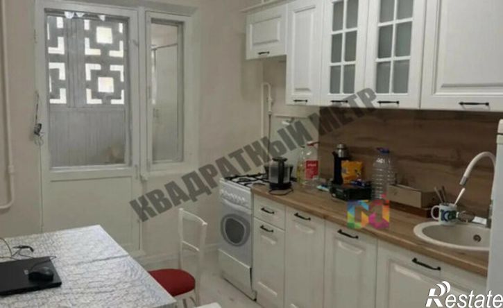3-комн квартира 2-й микрорайон, 35