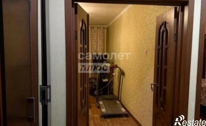 4-комн квартира мкр 6, 27,  д. 27