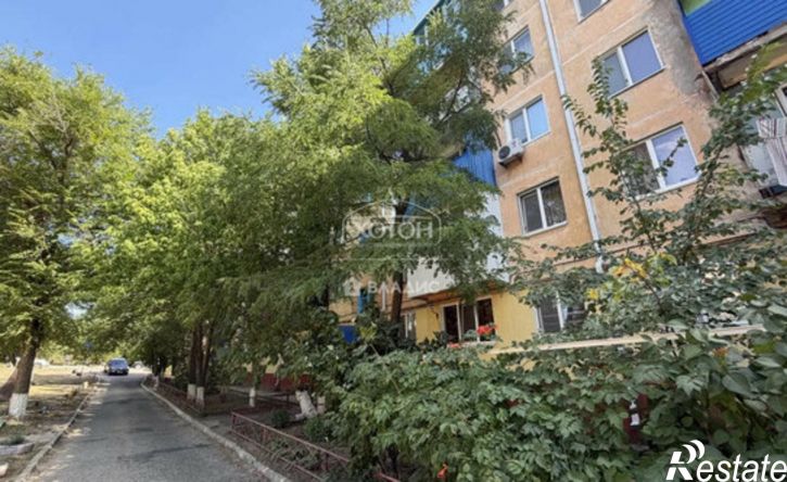 3-комн квартира мкр 4, 14,  д. 14