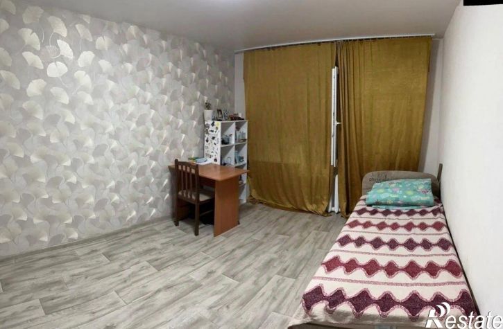 2-комн квартира мкр 4, 32,  д. 32