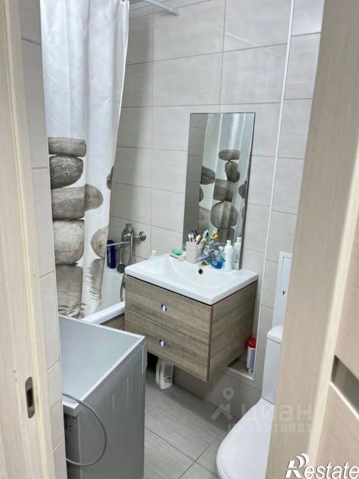 2-комн квартира мкр 4, 32,  д. 32