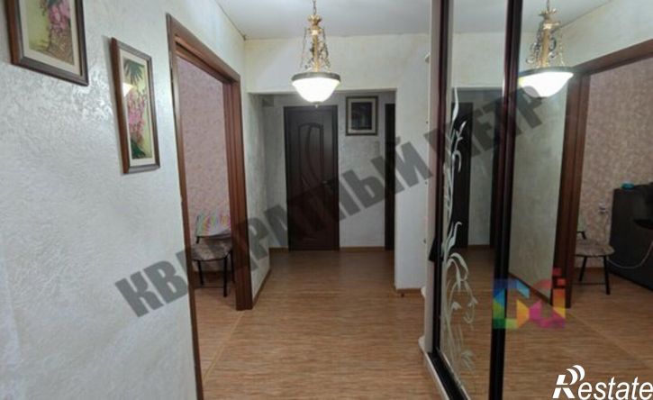 3-комн квартира мкр 8, 18,  д. 18