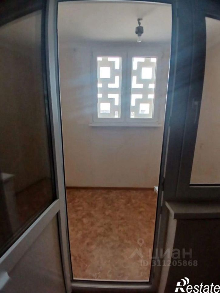 3-комн квартира мкр 8, 56,  д. 56
