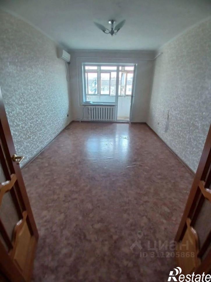 3-комн квартира мкр 8, 56,  д. 56