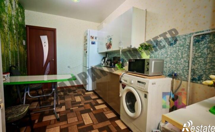 2-комн квартира мкр 8, 23,  д. 23