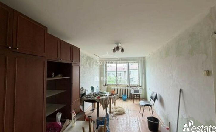 3-комн квартира мкр 1, 12,  д. 12