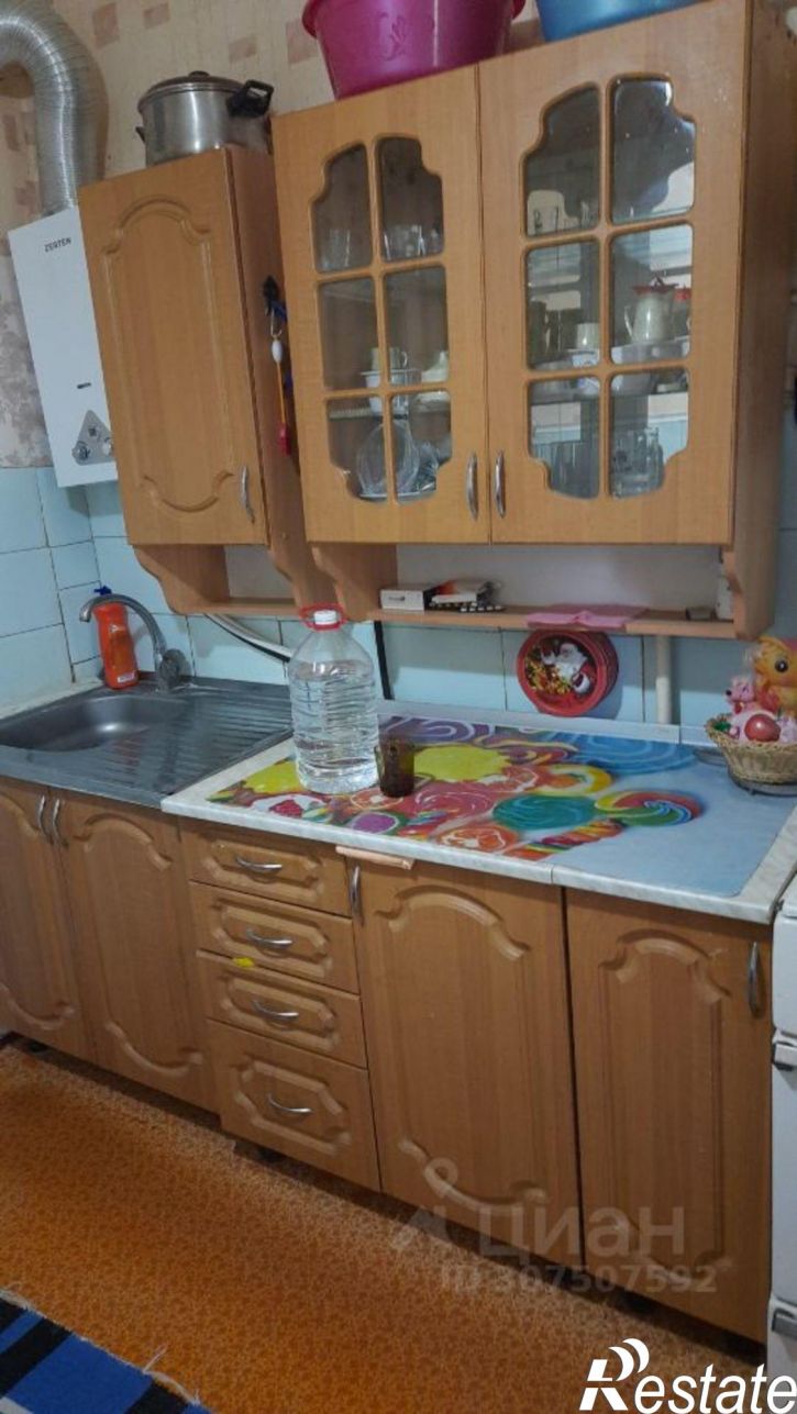 3-комн квартира улица 8 Марта, 34,  д. 34